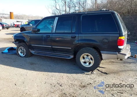 1997 Ford Explorer Eddie Bauer/Limited/Xl/Xlt z USA, uszkodzony, nr VIN 1FMDU34EXVZB79613